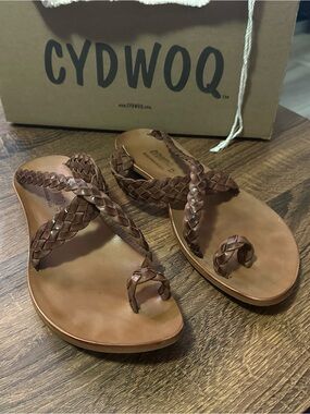 Cydwoq Selma Braided Leather Toe-Loop Sandals size 42